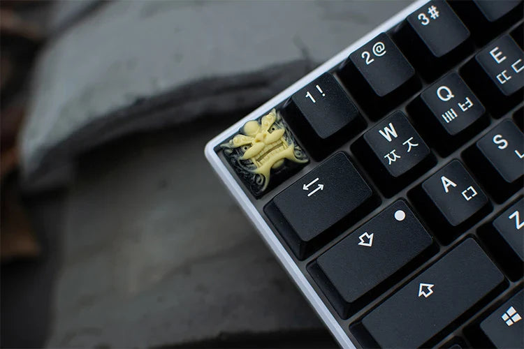 1pc handmade resin keycap for MX switches mechanical keyboard individuality Shishi keycap