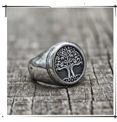 EYHIMD Black Death Knight Skull Ring Cool Mens Punk Fine Detail Stainless Steel Ring Gothic Biker Jewelry
