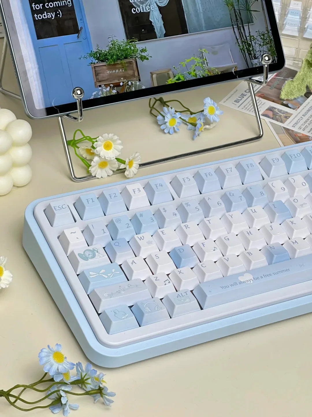 Blue Melody Keycap Set 132 Keys PBT Sublimation Cherry Profile Keycaps for DIY Mechanical Keyboard Small Fresh Summer Key Caps