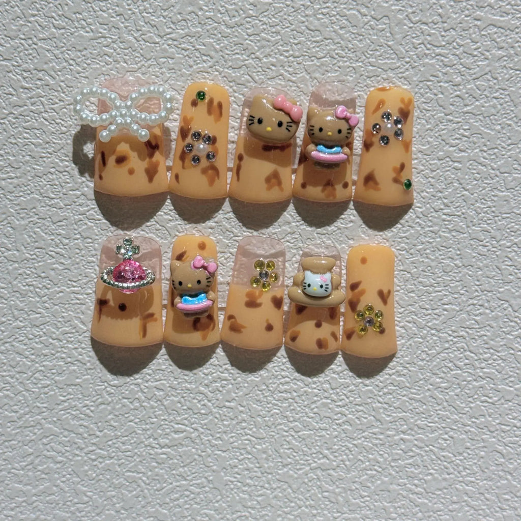 10Pcs Cute 3D Hello Kitty Kuromi Cartoon Handmade Nail Art Fashion Bow Luxury Diamond Detachable Full Cover Nails Holiday Gift