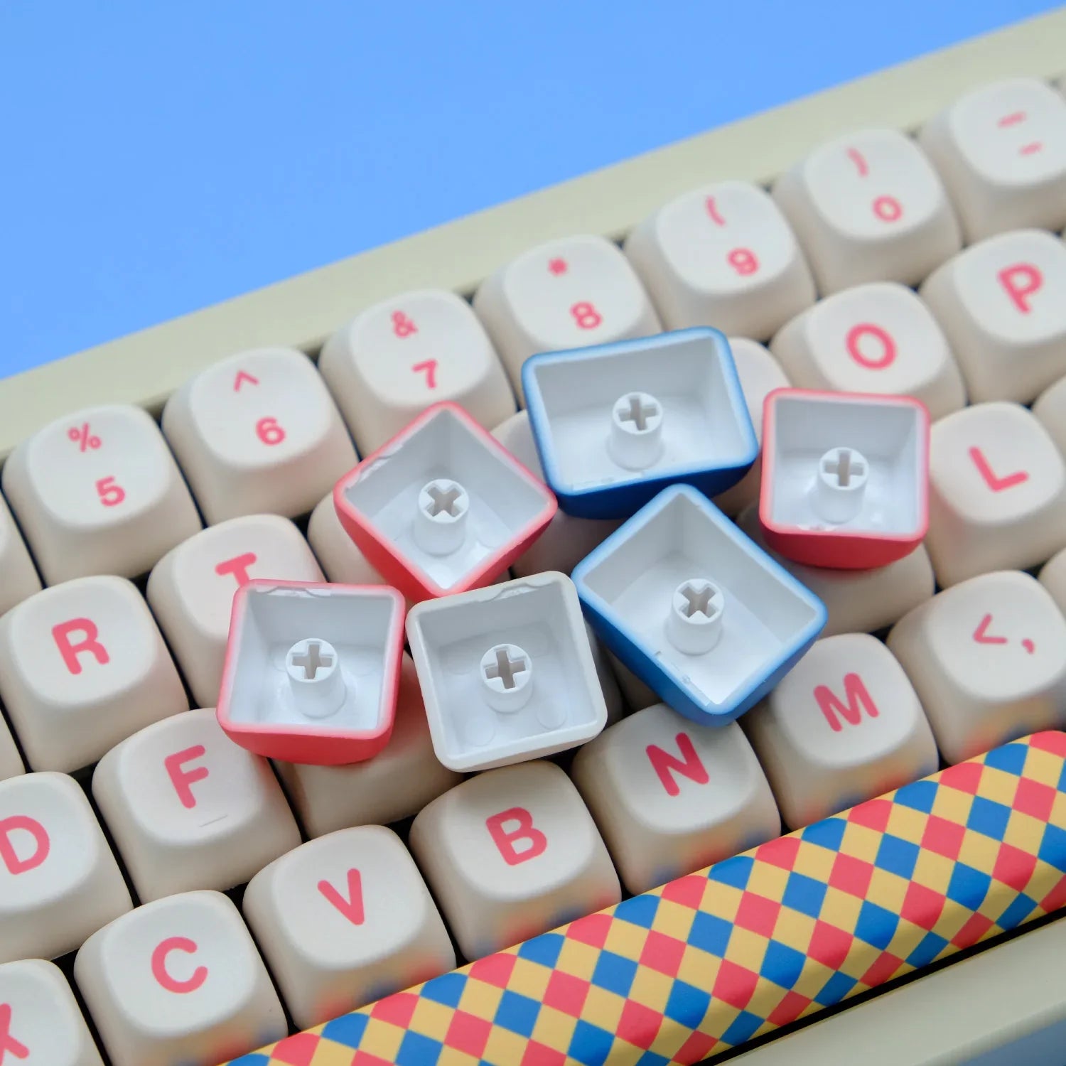 125 Keys/Set Cute Cats Circus Keycaps XDA Profile PBT Anime Game Keycaps for DIY MX Switches Minimalism Mechanical Keyboard Caps