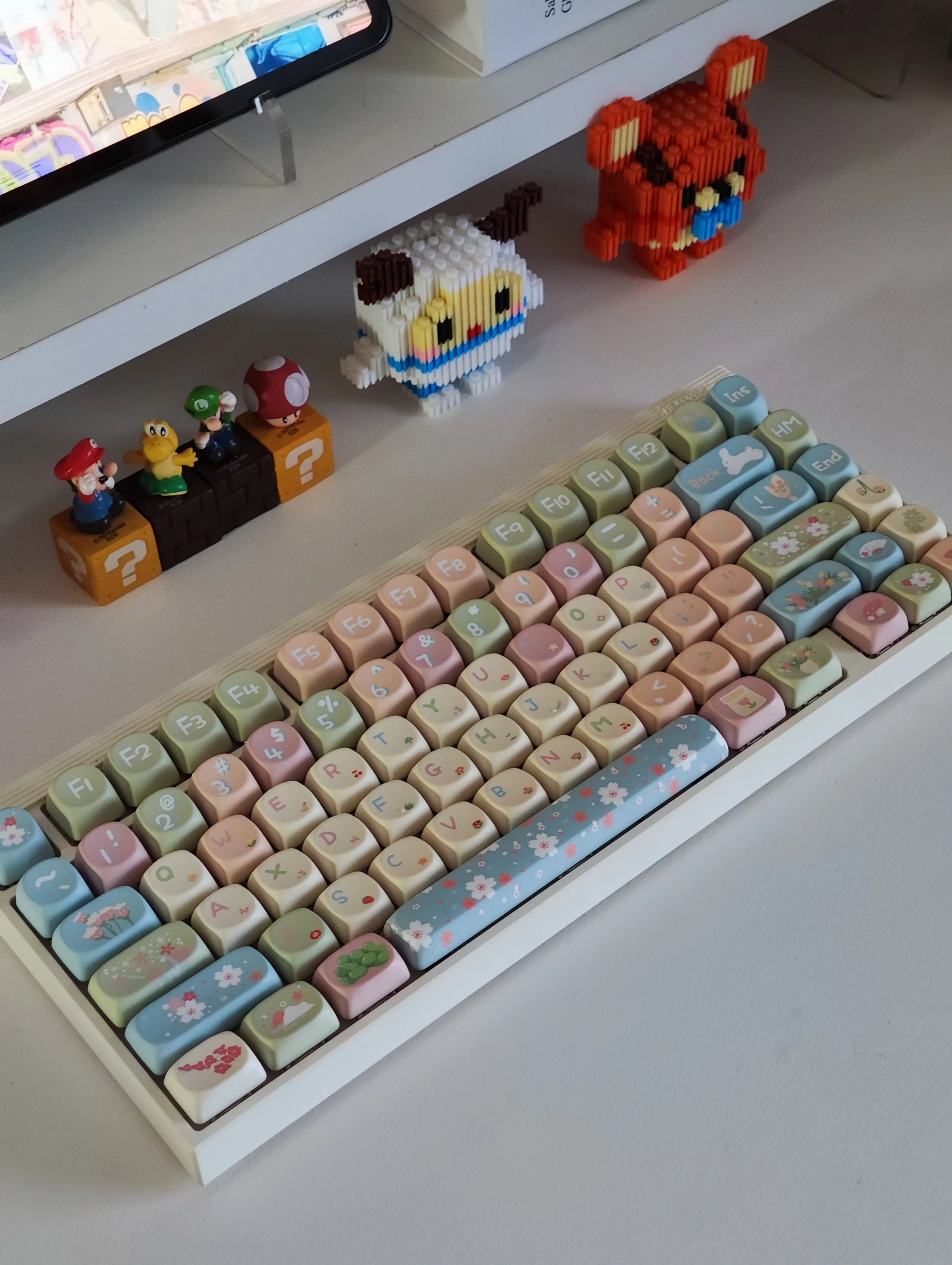 MOA Keycaps Cute Alice Keycaps Cute Keycaps 141 Keys PBT Sublimation Mechanical Keyboard Cap 2.25 U 2.75U